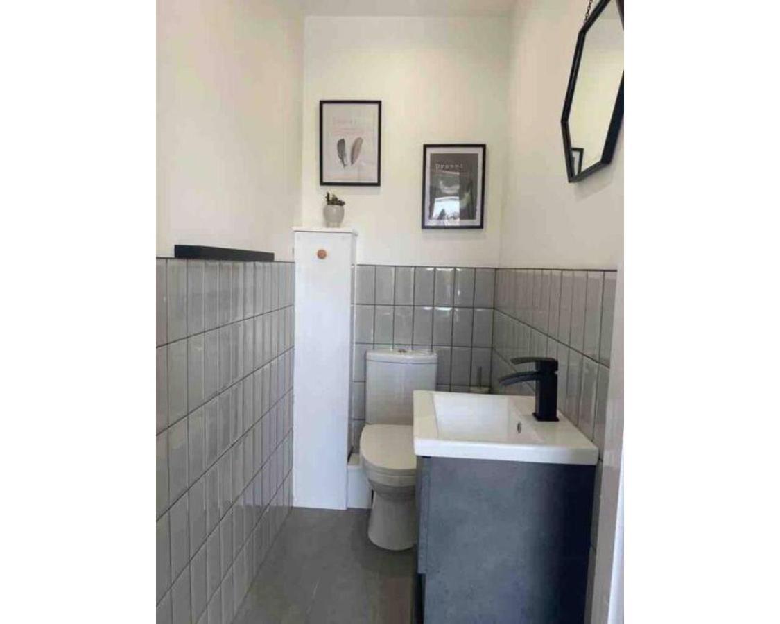 Sycamore Cottage Тенби Экстерьер фото