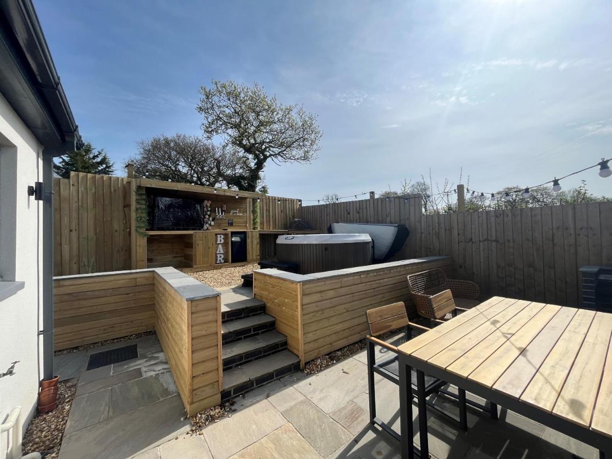 Sycamore Cottage Тенби Экстерьер фото